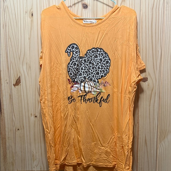 Gildan Orange Graphic Tee with Turkey Design - Picture 1 of 3